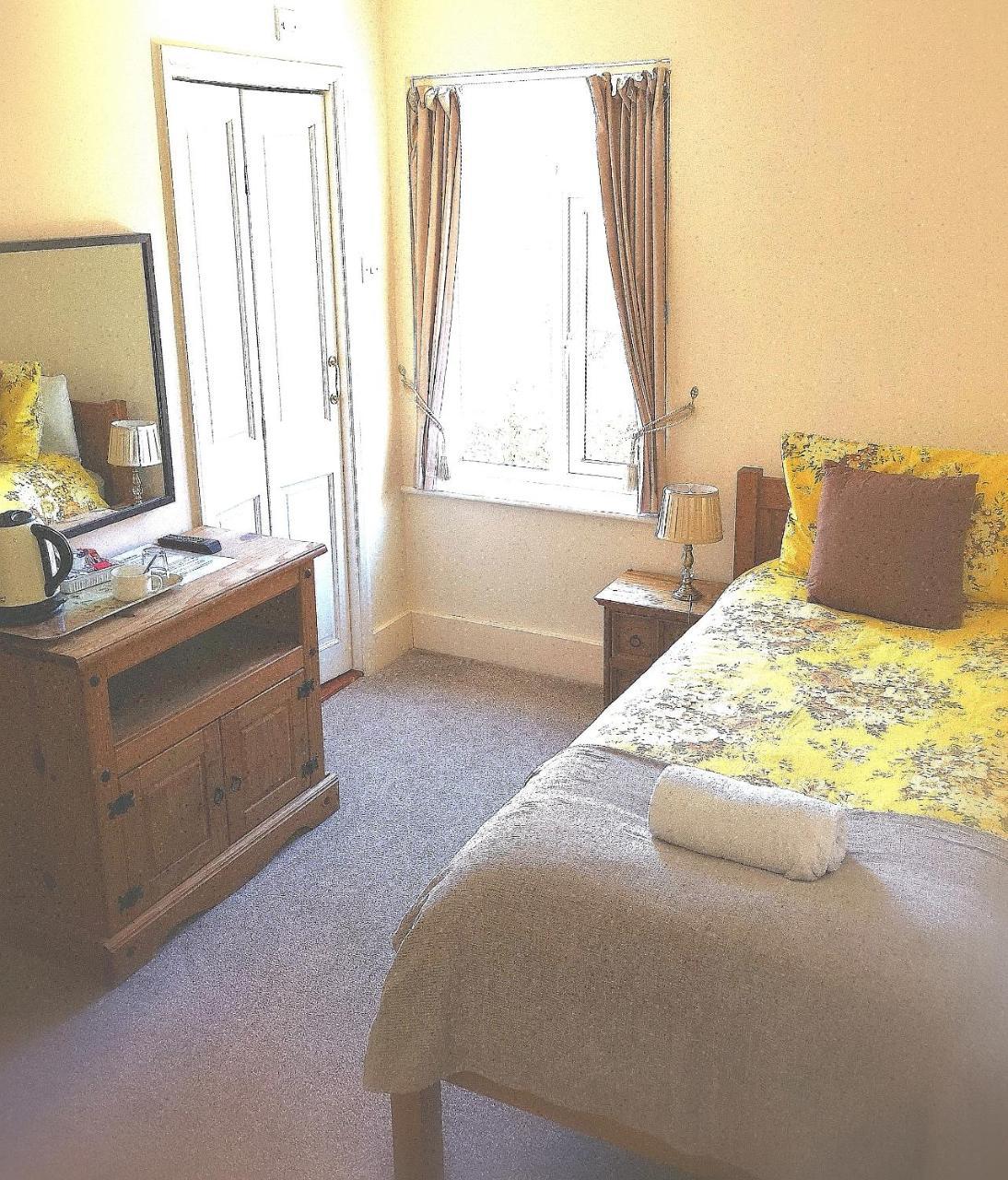 The White Lodge Southsea Portsmouth Room photo